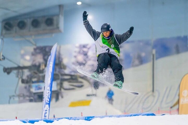 Experience the excitement of indoor skiing and snowboarding at Ski Dubai where you can conquer diverse slopes and enjoy endless snowy fun all in the heart of the desert.